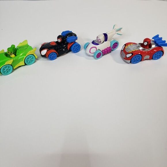 Mixed Lot of Spidey and Amazing Friends Cars Diecast Ghost Spider Miles Morales - Picture 4 of 9